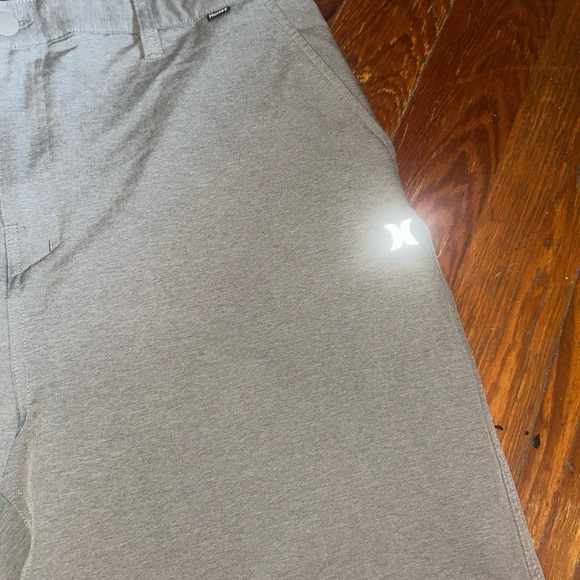Hurley Men’s Gray Hybrid Shorts  Comfort Size 40 Water Resistant - Picture 3 of 7